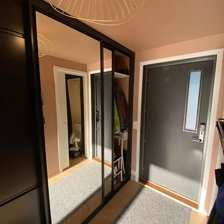 Apartament And Modern